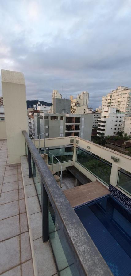 Cobertura Triplex Na Praia Da Enseada غوارويا المظهر الخارجي الصورة