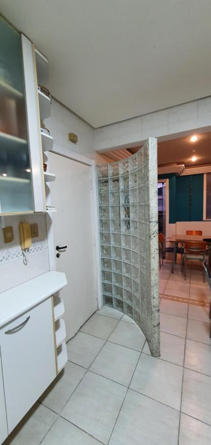 Cobertura Triplex Na Praia Da Enseada غوارويا المظهر الخارجي الصورة